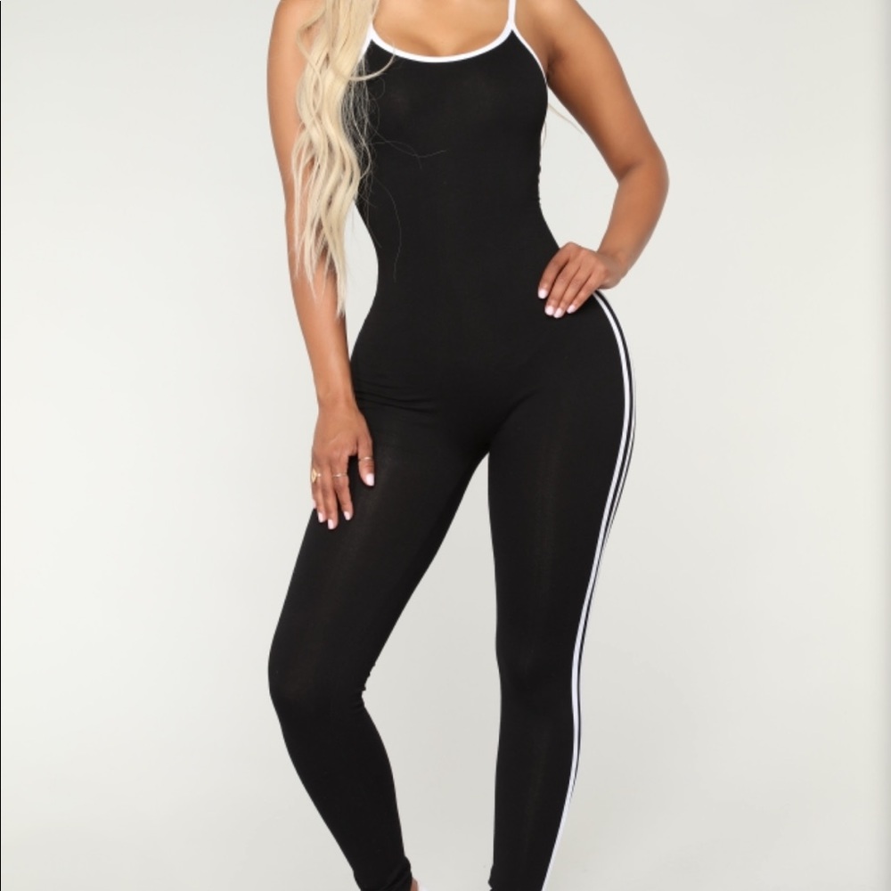 Post gym selfie jumpsuit fashionova